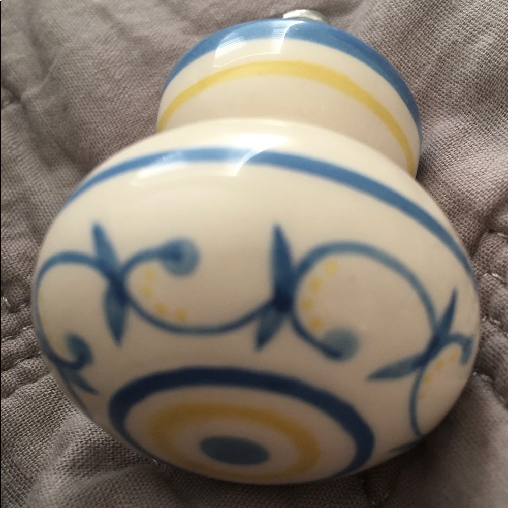 Ceramic decorative knobs💙🐳💙 - Picture 2 of 6